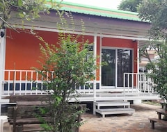 Otel Heuan Na Khee (Udon Thani, Tayland)