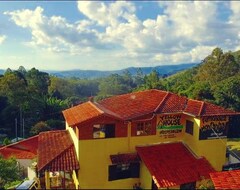Nhà nghỉ Hostel Yellow House MG (Itamonte, Brazil)