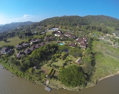 Khách sạn Maekok River Village Resort (Chiang Mai, Thái Lan)