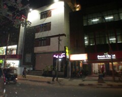 Khách sạn Roseline Suites - A Business Hotel (Bengaluru, Ấn Độ)