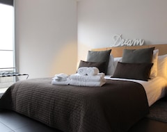 Serviced apartment Montreux Lake View Apartments And Spa - Swiss Hotel Apartments (Montreux, Switzerland)