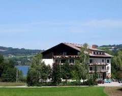 Hotel Pöllmann (Zell am Moos, Avusturya)