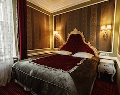 Hotel Royal Grand (Kyiv, Ukraine)