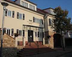 Hotel Höll am Main (Rüsselsheim, Germany)