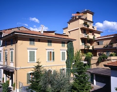 Khách sạn Paradiso (Montecatini Terme, Ý)