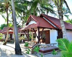 Hotel First Bungalow Beach Resort (Chaweng Beach, Tajland)