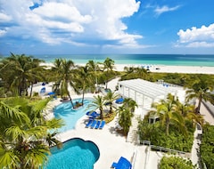 Khách sạn The Savoy Hotel & Beach Club (Miami Beach, Hoa Kỳ)