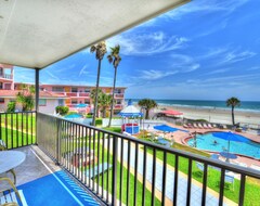 Hotel Luxury Two Bedroom Spacious Oceanfront Condo (Daytona Beach Shores, USA)