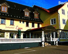 Khách sạn Landgasthof Hotel Lamm (Laichingen, Đức)