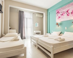 Apart Otel Protopapas Rooms (Loutro, Yunanistan)
