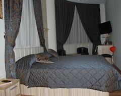 Hotel Comfort (Tirana, Albanija)