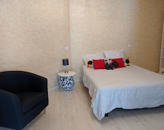 Cijela kuća/apartman Studio With Private Parking Near Saint-chamond And Saint-etienne (L'Horme, Francuska)