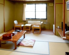 Khách sạn (Ryokan) Oka No Ue Miyagawa (Otari, Nhật Bản)