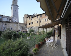Khách sạn Fabio Apartments San Gimignano (San Gimignano, Ý)
