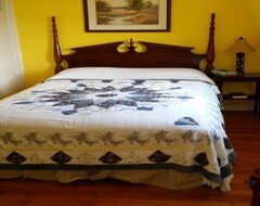 Hotel Burbankrose Inn Bed & Breakfast (Newport, USA)