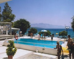 Hotel Nikiana Beach (Nikiana, Greece)
