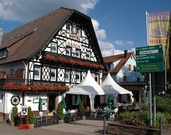 Khách sạn Bären Garni (Loßburg, Đức)