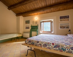 Cijela kuća/apartman Casa Torre Del Cornone (Fontecchio, Italija)
