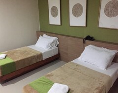Khách sạn Reddoorz Plus @ Abc Landmark Hotel (Kidapawan, Philippines)