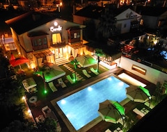Khách sạn Serefe Hotel Alacati (Izmir, Thổ Nhĩ Kỳ)