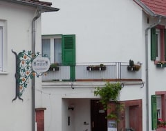Hotel Gastezimmer / Weingut Peter (Wachenheim an der Weinstraße, Tyskland)