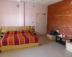 Khách sạn Narmada Resort (Khandwa, Ấn Độ)