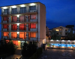 Khách sạn Cristal (Mamaia, Romania)