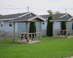 Toàn bộ căn nhà/căn hộ Peck's Housekeeping Cottages (Louisbourg, Canada)