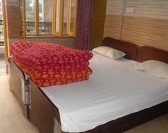 Khách sạn Malika (Haldwani, Ấn Độ)