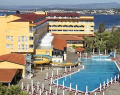 Haliç Park Hotel (Ayvalık, Turkey)