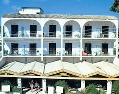 Hotel Popi Star (Gouvia, Greece)
