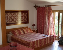 Hotel Vamos Palace (Vamos, Greece)