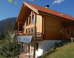 Koko talo/asunto Haus Leonard (Ehrwald, Itävalta)