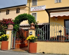 Khách sạn Nonna Lory (Pietrasanta, Ý)