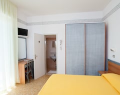 Khách sạn Albergo Villa Mauri (Rimini, Ý)