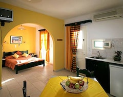 Otel Aspasia Luxury Apartments (Agia Anna, Yunanistan)