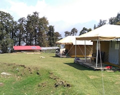 Khu cắm trại Chopta Meadows Heritage Camps (Rudraprayag, Ấn Độ)