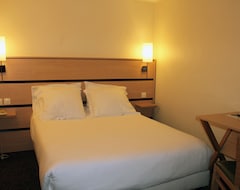 New Hotel Saint Lazare (Paris, Fransa)