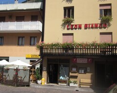 Hotel Albergo Leon Bianco (Moggio Udinese, Italy)
