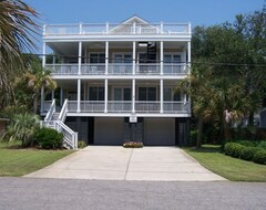 Hotel Ocean Views ! A Luxurious Vacation Home To Remember ! (Isle of Palms, USA)