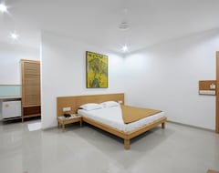 De Ecobiz Hotel (Ahmedabad, India)