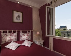 Hotel Du Château (Vincennes, France)