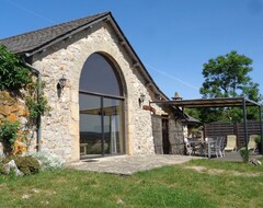 Cijela kuća/apartman Gîte Le Pailler, Old Barn Renovated In A Farmhouse (Saint-André-de-Vézines, Francuska)