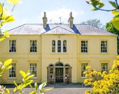Bed & Breakfast Nutgrove House (Downpatrick, Storbritannien)