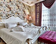 Boutique Villa Italy Hotel (Krasnodar, Russia)