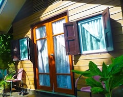 Pansiyon Noom Guesthouse (Lopburi, Tayland)