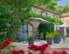 Toàn bộ căn nhà/căn hộ Traditional stonebuilt ProvencaleMas gite apartment. Large swimming pool. Eyzahu (Pont-de-Barret, Pháp)