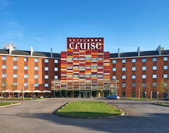 Hotel Cruise (Montano Lucino, Italien)
