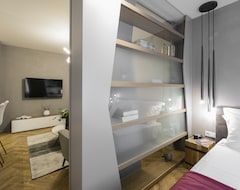Entire House / Apartment Olvios Luxury Suites (Thessaloniki, Greece)