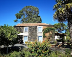 Toàn bộ căn nhà/căn hộ Porto Natura House - a piece of nature close to Porto city (Valongo, Bồ Đào Nha)